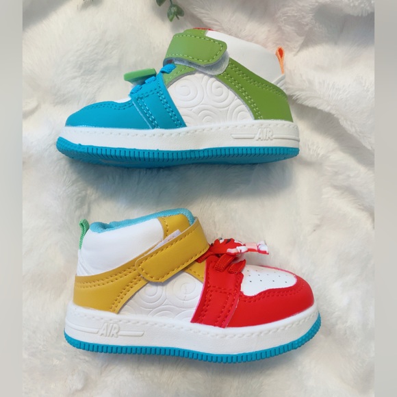 Super cute boys shoes - Picture 2 of 4